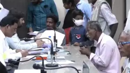 ప్రజా సమస్యలపై సత్వరమే స్పందించి వాటి పరిష్కారానికి కృషి చేయాలి:జిల్లా కలెక్టర్ కె. వెట్రిసెల్వి