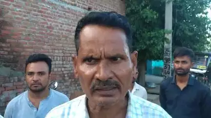 हल्दौर। पैजनिया में एक 9 बर्ष के बच्चे को सांप के काटनें से मौत हो गई। परिजनों ने उपचार में लापरवाही का आरोप लगाया है।