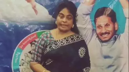 పాలకొల్లు: కూటమి పాలనలో మహిళలకు రక్షణ కరువైంది : వైసీపీ రాష్ట్ర మహిళా విభాగం ప్రధాన కార్య దర్శి కర్రా జయసరిత