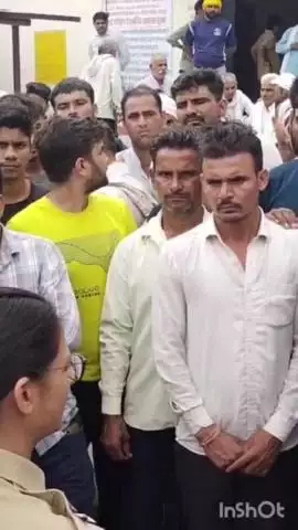 भरतपुर: चिकसाना थाना क्षेत्र में हुए गोली कांड में मृतक के शव का जिला अस्पताल में कराया गया पोस्टमार्टम
