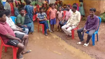 कैरो: कैरो हनहट में वज्रपात से महिला की मौत, सांसद प्रतिनिधि समीद अंसारी ने जताया शोक और हर संभव मदद का दिलाया भरोसा