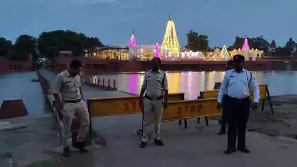 मंदसौर: शिवना नदी में जलस्तर बढ़ने से कालाभाटा बांध का एक गेट 3 फीट खोला गया, पुलिया मार्ग बंद, पुलिस तैनात