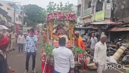 प्रतापगढ़: सावन के पहले सोमवार को दीपेश्वर महादेव की पालकी सवारी ने भक्तिमय माहौल बनाया, शहर में निकली शोभायात्रा