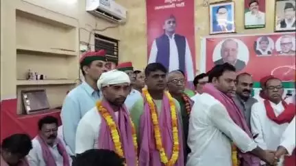 प्रयागराज में सपा प्रदेश अध्यक्ष श्यामलाल पाल बोले- स्कूल मर्ज नीति शिक्षा विरोधी, भाजपा ने बनाया पाठशाला बनाम मधुशाला