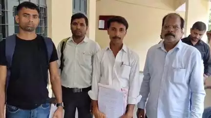 अमेठी: अमेठी में नौकरी दिलाने के नाम पर 4 युवकों से ₹13 लाख ठगे, फर्जी नियुक्ति पत्र देकर भेजा विभाग में