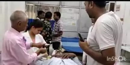 फतुहा: नूतन पेट्रोल पंप के पास अज्ञात वाहन की टक्कर से बाइक सवार शिक्षक घायल