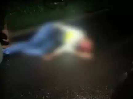 মানবাজার ২: ডাঙ্গরডি মোড়ের জল ট্যাঙ্কির কাছে সাইকেল ও বাইকের সংঘর্ষে আহত দুই