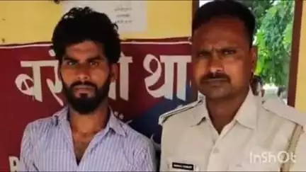 गोपालगंज: कमलापुर गांव से पुलिस ने हत्या के मामले में 5 साल से फरार एक आरोपी को किया गिरफ्तार, कोर्ट में पेश