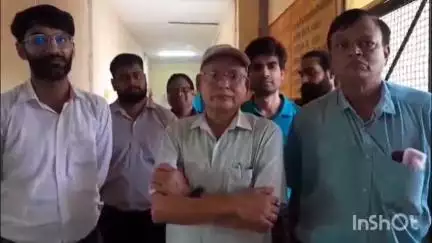 बिसौली: सामुदायिक स्वास्थ्य केंद्र आसफपुर का मुख्य चिकित्सा अधिकारी ने किया औचक निरीक्षण, दिए आवश्यक दिशा निर्देश