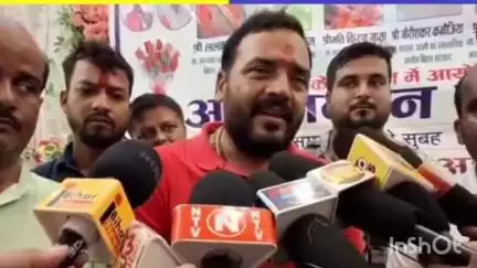 चिरैया: मोतिहारी में नरेंद्र मोदी के आगमन पर विधायक पवन जायसवाल ने चीनी मिल पर सवाल करने पर आरजेडी पर भड़के