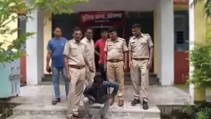 बड़गांव: ओगणा पुलिस ने संगठित अपराध में फरार चल रहे HS चुन्नीलाल को थाना क्षेत्र से किया गिरफ्तार, चंदन चोरी का भी हुआ खुलासा