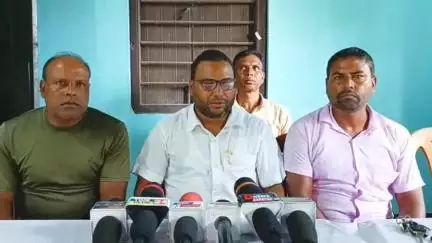 দাংতল ৰাজহ চক্ৰ: 'বিজেপি চৰকাৰে চলোৱা উচ্ছেদ অমানৱীয়', ঢালিগাঁৱত ধৰ্মীয় সংখ্যালঘু পৰিষদৰ সভাপতি আব্দুছ ছাত্তাৰৰ সংবাদ মেল