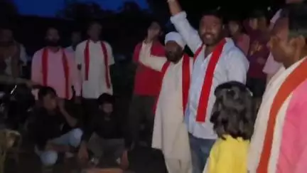 दमोह मे पुलिस से ज्यादा.. भगवती मानव कल्याण के कार्यकर्त्ता अबैध शराब पकड़ रही.. हम सबको इनका सहयोग करना चाहिए #damoh #komal_ahirwar_मूकनायक
