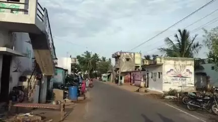 சின்ன சேலம்: தகரை கிராமத்தில் திருமணம் ஏற்பாடு செய்திருந்த நிலையில் திருமணம் பிடிக்காததால் கல்லூரி மாணவி விஷம் குடித்து தற்கொலை