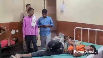 पटियाली: ग्राम नगला टीका में खेत की मेड़ के विवाद को लेकर दो पक्षों में हुई मारपीट, दो सगे भाई हुए घायल