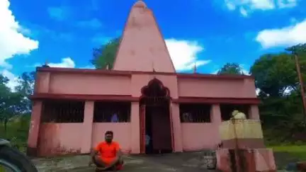 सोनुआ: सावन के पहले सोमवार पर शिवालयों में जलाभिषेक, उमड़ी भक्तों की भीड़