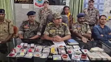 पखांजूर: परलकोट क्षेत्र के कई गाँवों में चोरी की वारदात करने वाली शातिर महिला चोर को गोंडाहुर पुलिस ने किया गिरफ्तार