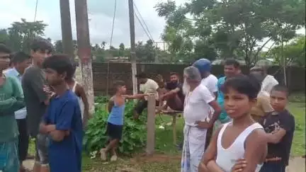মাটিয়া: ৰাক্ষসিনীত উত্তেজনা অব্যাহত, উচ্ছেদৰ বাবে সীমা নিৰ্ধাৰণ জিলা প্ৰশাসনৰ