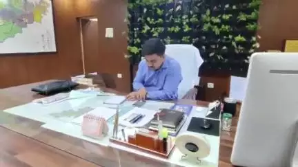 धौलपुर: बारिश को लेकर DM ने अपने कार्यालय से कहा- आमजनों को बारिश के दिनों में विशेष सावधानी बरतने की जरूरत है