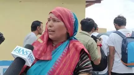 चमोली: मनोज की मौत के मामले में स्थानीय महिला देवेश्वरी ने पुलिस प्रशासन पर उठाए सवाल, कहा- इतने दिनों तक क्यों नहीं की पैरवी