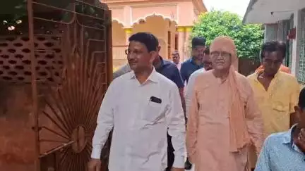 সিউড়ি ১: সিউড়ির ভারত সেবাশ্রম সংঘ পরিদর্শন করলেন বীরভূম জেলা পরিষদের সভাধিপতি