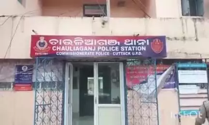 କଟକ ପୌରାଞ୍ଚଳ: ମହାନଦୀ ବିହାରରେ ଆମ ବସ ଡ଼୍ରାଇଭରଙ୍କୁ ଆକ୍ରମଣ ଘଟଣା, ୨ ଜଣଙ୍କୁ ଗିରଫ କରିଛି ଚାଉଳିଆଗଞ୍ଜ ଥାନା ପୋଲିସ