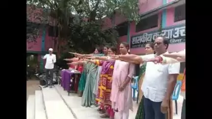 राजिम: छुरा में गूंजा स्वच्छता का संकल्प – 'सफाई अपनाओ, बीमारी भगाओ अभियान 2025' से मची जागरूकता का धमाका