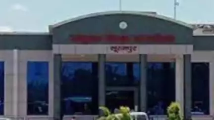 सूरजपुर: सुरजपुर जिले में नवोदय विद्यालय में सीनियर छात्रों की गुंडागर्दी, गैंग बनाकर जूनियरों की बेरहमी से की पिटाई