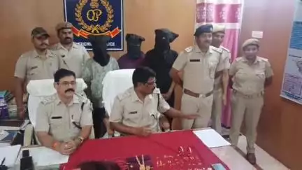 କୁଚିଣ୍ଡା: କୁଚିଣ୍ଡା ତାଲବନ୍ଧପଡ଼ା ରୁ ଡକାୟତି ଘଟଣା ରେ ରାଜଗାଙ୍ଗପୁର ରୁ ଜଣେ ଓ ଝାରଖଣ୍ଡ ରୁ ୩ ଜଣ ଗିରଫ