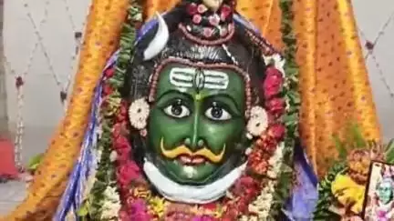 नाथनगर: बाबा मनसकामना नाथ मंदिर में श्रृंगार पूजा का हुआ विशेष पूजन