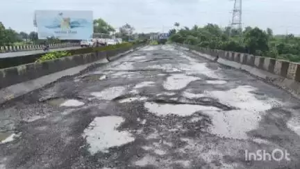 ઉમરગામ: ઉમરગામ દરોઠા ખાડી પરના બે બ્રિજ તથા બે માર્ગોનું નિરીક્ષણ કરાયું