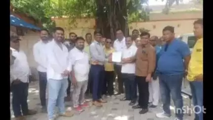 वरोरा: वरोरा बार अँड रेस्टॉरंट असोसिएशनतर्फे डॉ. बाबासाहेब आंबेडकर चौक ते तहसील कार्यालयपर्यंत मोर्चा