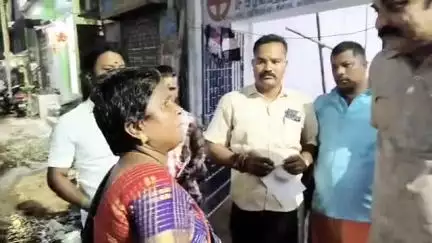 தண்டையார்பேட்டை: கஞ்சா போதையில் சிக்கிய மகன், சத்தியமூர்த்தி தெருவில் அதிமுக வடகிழக்கு மாவட்ட செயலாளர் RS ராஜேஷிடம் தாய் குமுறல்