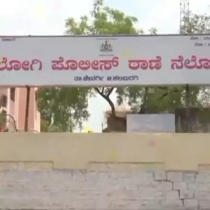 ಜೇವರ್ಗಿ: ನೀರಲಕೋಡ ಗ್ರಾಮದಲ್ಲಿ ದೊಡ್ಡಪ್ಪನ ಜಮೀನಿನಲ್ಲಿ ಪಂಪ್‌ಸೆಟ್ ಕಳ್ಳತನ ಮಾಡಿ ತಮ್ಮ ಜಮೀನಿನಲ್ಲಿ ‌ಹೂತಿಟ್ಟ ವ್ಯಕ್ತಿ