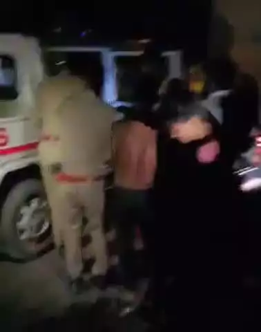 उन्नाव: लखनऊ-कानपुर राजमार्ग पर नरी तिराहे के पास कंटेनर की टक्कर से एक व्यक्ति की मौत, दूसरा घायल
