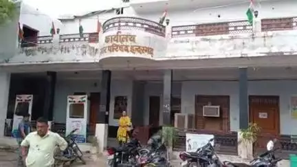 इंदरगढ़: नगर के वार्ड 11 में तालाब में डूबने से तीन बच्चियों की मौत, इंदरगढ़ सीएमओ निलंबित, एसडीएम को चार्ज