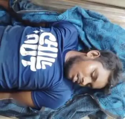 మన్నూరులో ఫ్యాన్‌కు ఉరివేసుకుని యువకుడు ఆత్మహత్య