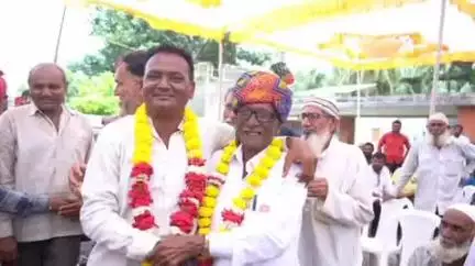 વેરાવળના સીડોકર ગ્રામ પંચાયત મા સરપંચ અને ઉપસરપંચ ની બિનહરીફ વરણી કરાઇ ગામલોકોની બહોળી હાજરી .