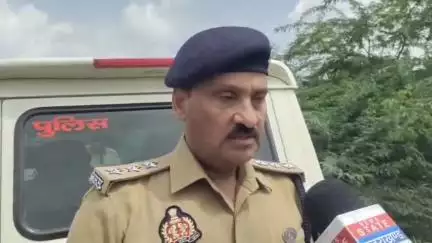 इटावा: चौबिया में प्रेमी जोड़े ने फांसी लगाकर आत्महत्या का प्रयास किया, युवक की मौत, युवती अस्पताल में भर्ती