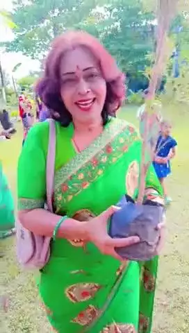 पौधारोपण कार्यक्रम 
बारिश के मौसम में पौधे जरूर लगाए। क्योंकि बारिश में पौधे जल्दी लग जाते हैं। प्रकृति को हरा भरा बनाना है पर्यावरण को बचाना है।