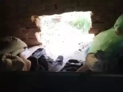 धनौरा: बछरायूं के गांव चौखट में कुमल लगाकर चोरों ने एक घर से एक लाख रुपए की नकदी और सोने-चांदी के आभूषण किए चोरी