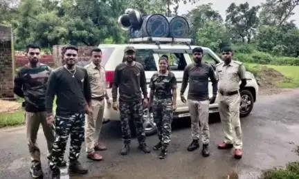 পুঞ্চা: কেন্দা থানার একাধিক জায়গায় চোলাই মদের বিরুদ্ধে অভিযান মানবাজার সার্কেল আবগারি দপ্তরের