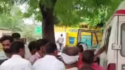 लालगंज: पूरे फत्ते सिंह गांव में जमीनी विवाद को लेकर जमकर चले लाठी-डंडे, मारपीट में एक दर्जन लोग चोटिल, चार की हालत गंभीर