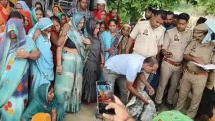 मधुबन: गंगऊपुर ताल रतोय निवासी 28 वर्षीय युवक की विद्युत करंट की चपेट में आने से हुई मौत, पुलिस ने शव को भेजा पोस्टमार्टम
