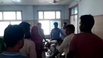 दमोह: चैनपुरा में युवक पर धारदार हथियार से हमला, पुरानी रंजिश बनी वजह, घायल ज़िला अस्पताल में भर्ती