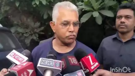 রাজারহাট: দুর্গাপুরে প্রধানমন্ত্রীর সভায় আমন্ত্রণ নিয়ে নিউটাউনে মুখ খুললেন দিলীপ ঘোষ