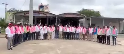 పటాన్​​చెరు: చలో ఇందిరాపార్క్ తరలిన జిన్నారం బిఆర్ఎస్ పార్టీ శ్రేణులు
