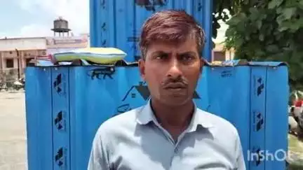 औरैया: दिबियापुर क्षेत्र के केंझरी गांव निवासी व्यक्ति कब्जे को लेकर भटक रहा है, खरीदे गए प्लाट पर है समस्या