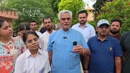 रोहतक: गोहाना रोड पर पूर्व मंत्री मनीष ग्रोवर ने कहा, कांग्रेस सांसद को शहर की सुध लेने में लगे 2 साल