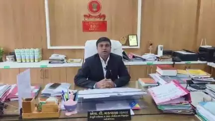 ચોટીલા: નાયબ કલેકટર ચોટીલા ની બદલીના ઓડિયો ક્લિપ વાયરલ અંગે  નાયબ કલેક્ટર એચ.ટી.મકવાણા આપી પ્રતિક્રિયા
